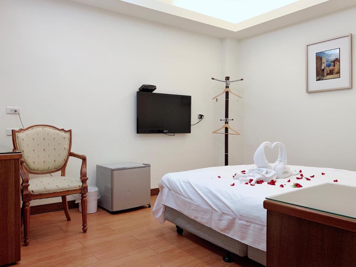 Mucha Boutique Hotel Yilan Extérieur photo